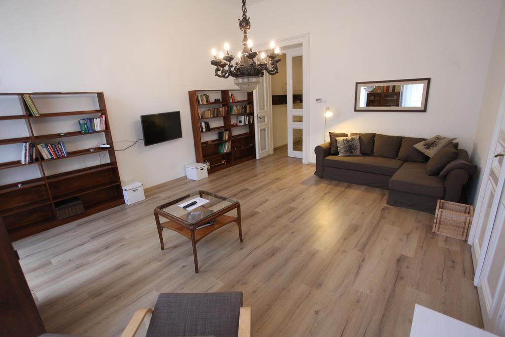 Sissy Apartment Budapest Luaran gambar